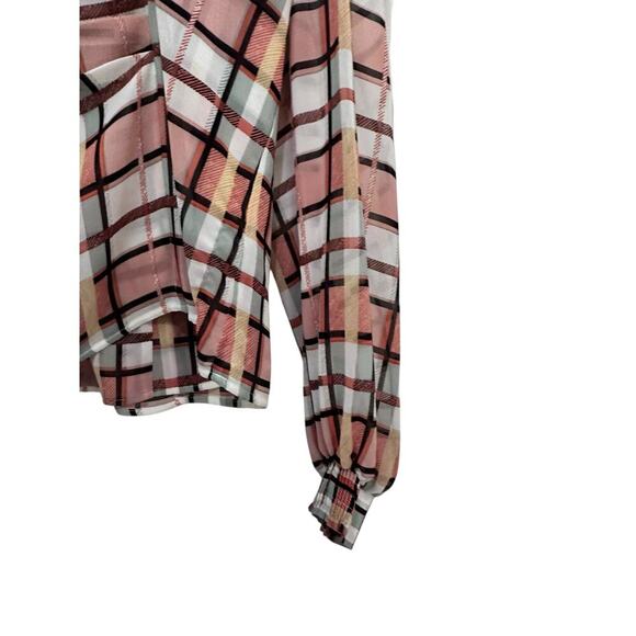 NWT CAbi #6295 Women's Black & Mauve Plaid Pattern Whist Blouse Top Size Medium - Picture 5 of 10